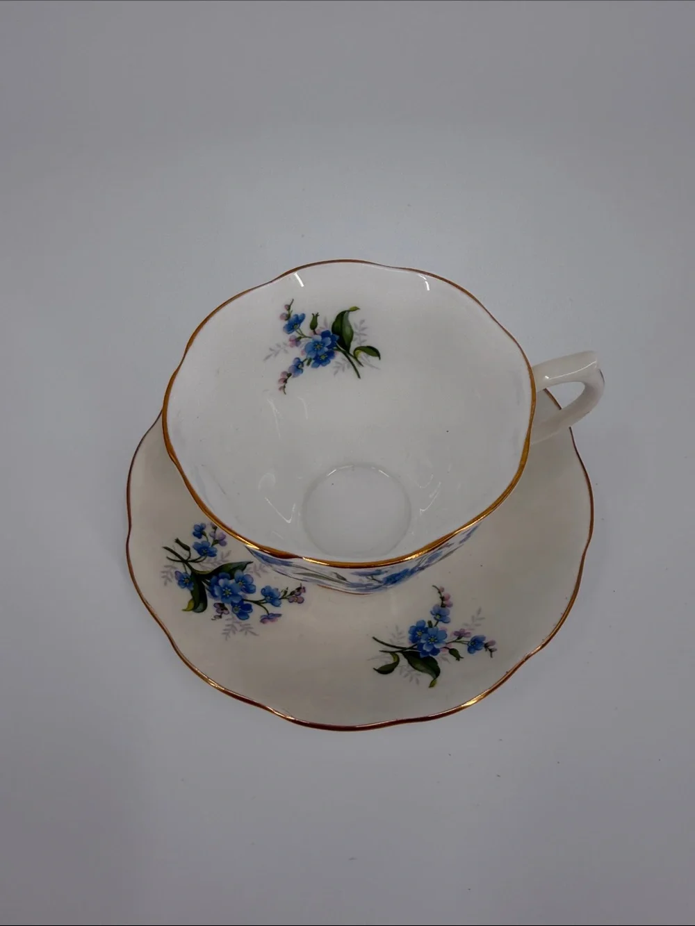 Royal Albert excellent smoke